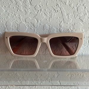 Dezi sunglasses